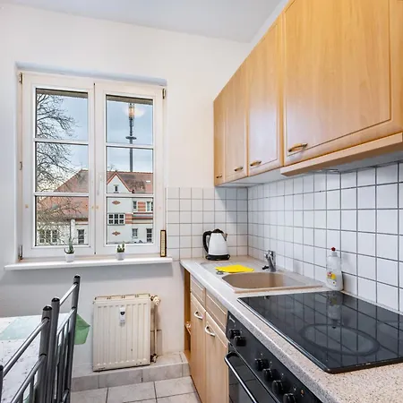 Ferienwohnung, Auf Zeit *