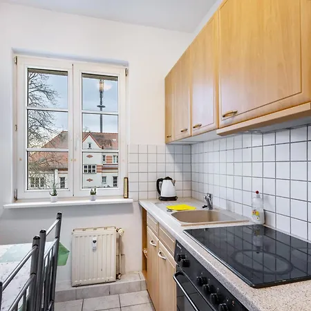 Ferienwohnung, Auf Zeit *